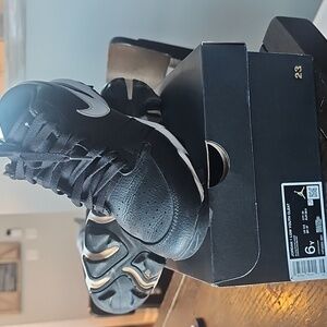 Boys AIR JORDAN Cleats